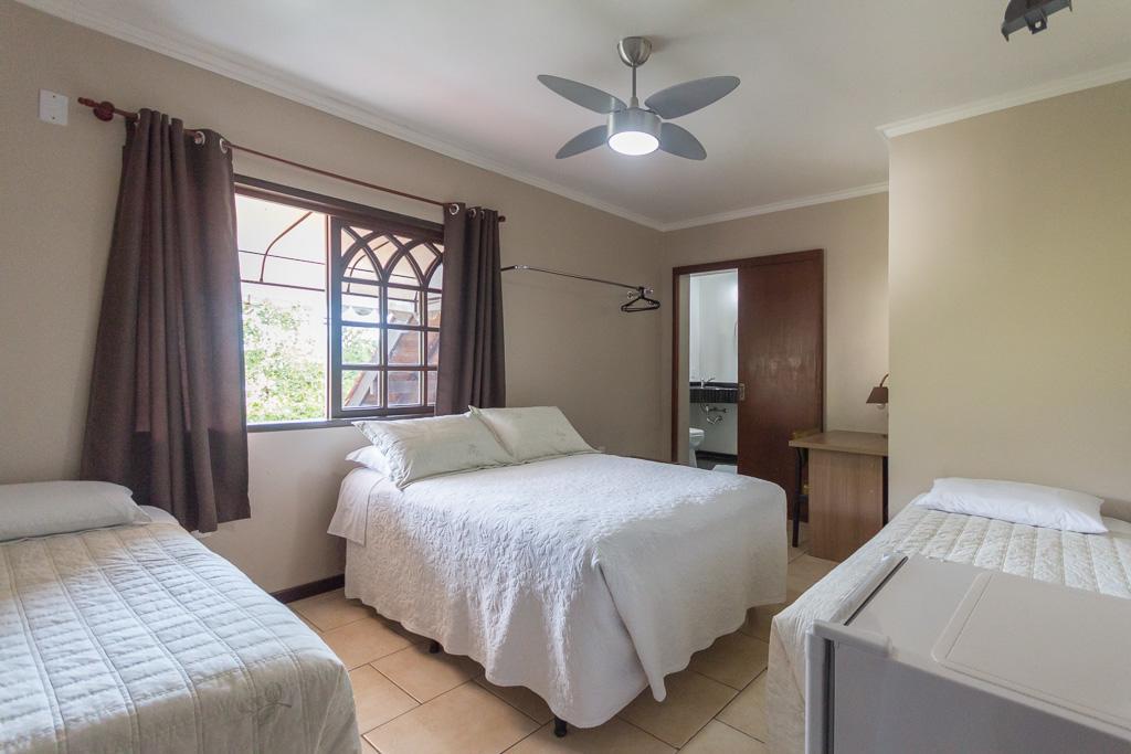 Pousada Casa Da Pedra Blumenau Eksteriør billede